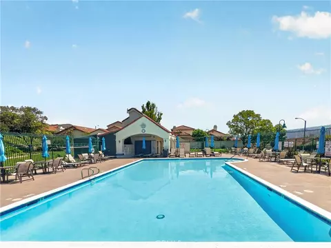 Exterior - 737 Congressional Rd, Simi Valley, CA 93065 photo 7 of 8