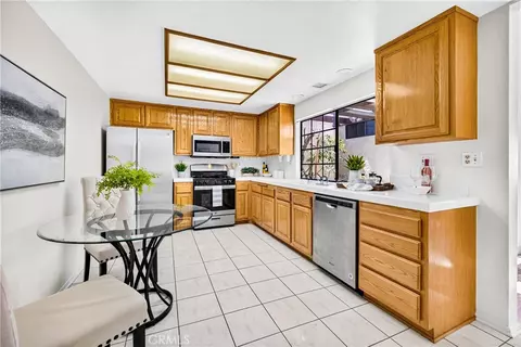 Kitchen - 737 Congressional Rd, Simi Valley, CA 93065 photo 1 of 1