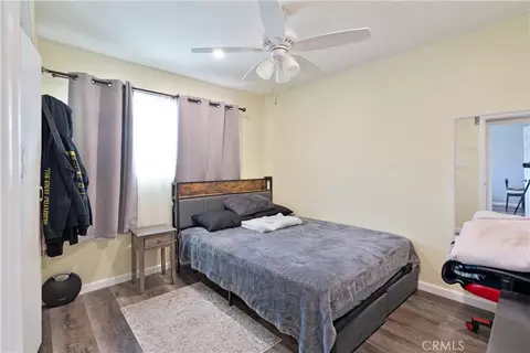 Bedroom - 6155 Goshen Ave, Simi Valley, CA 93063 photo 2 of 6