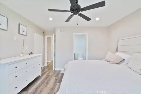 Bedroom - 6155 Goshen Ave, Simi Valley, CA 93063 photo 6 of 6