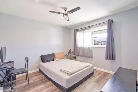 Bedroom - 6155 Goshen Ave, Simi Valley, CA 93063 photo 1 of 6