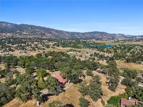 View/Area - 23921 Parke Ct, Tehachapi, CA 93561 photo 2 of 2
