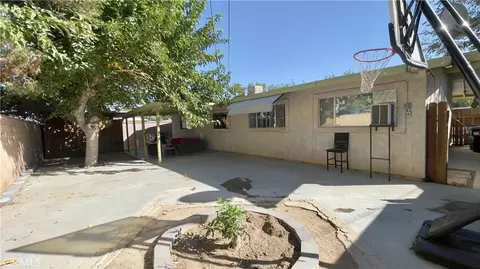 Exterior - 45911 Kingtree Ave, Lancaster, CA 93534 photo 5 of 5