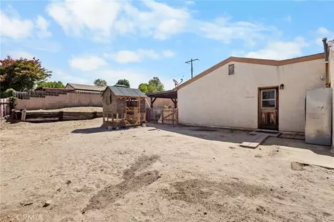 Exterior - 1433 Graham, Simi Valley, CA 93065 photo 2 of 4