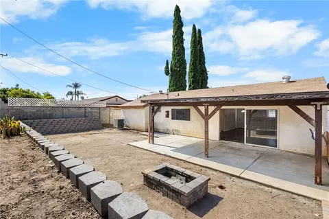 Exterior - 1433 Graham, Simi Valley, CA 93065 photo 3 of 4