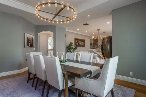 Dining - 586 Valley Gate Rd, Simi Valley, CA 93065 photo 2 of 2