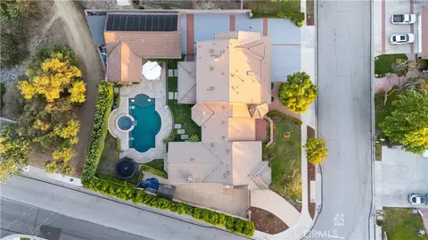 View/Area - 586 Valley Gate Rd, Simi Valley, CA 93065 photo 2 of 6