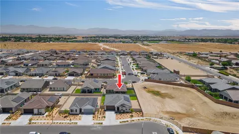 View/Area - 3230 Emerald Ln, Lancaster, CA 93535 photo 4 of 6
