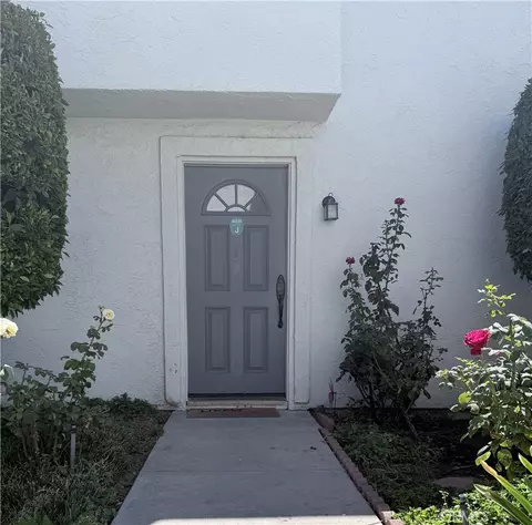 18535 Mayall St #J, Northridge, CA 91324