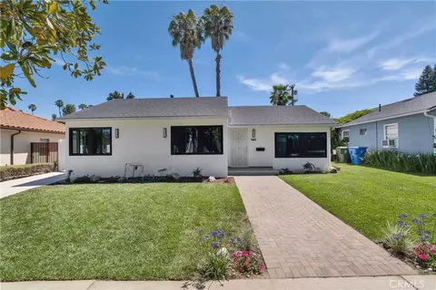 18234 Sugarman St, Tarzana, CA 91356