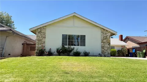9621 Jumilla, Chatsworth, CA 91311