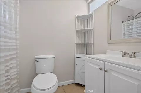 Bath - 40196 177th St E, Palmdale, CA 93591 photo 2 of 4