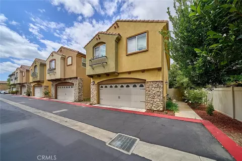 21125 Ingomar Ct, Canoga Park, CA 91304