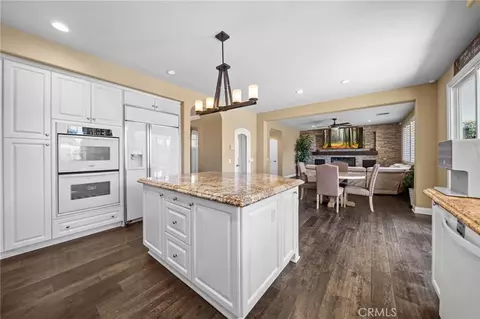 Kitchen - 5446 Sunlight, Simi Valley, CA 93063 photo 4 of 4
