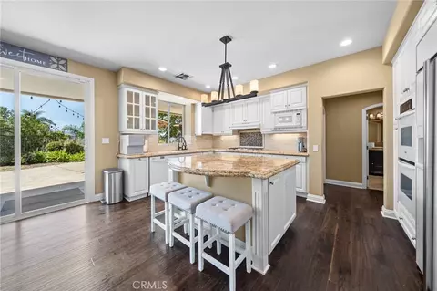 Kitchen - 5446 Sunlight, Simi Valley, CA 93063 photo 2 of 4