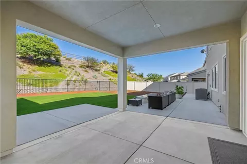 28683 Windbreak, Saugus, CA 91350 photo 27