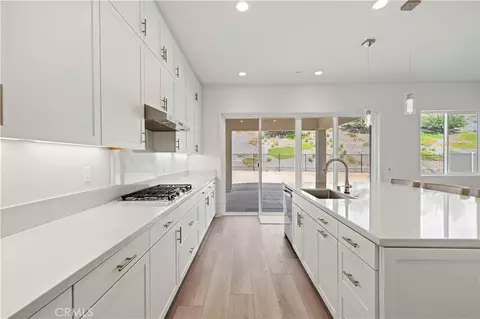 28683 Windbreak, Saugus, CA 91350 photo 14