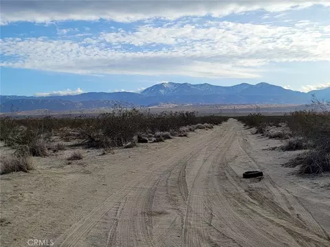0 190 St E Ave T4, Palmdale, CA 93591 photo 3