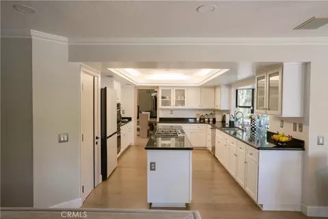 Kitchen - 3060 Sioux Ct, Simi Valley, CA 93063 photo 3 of 5
