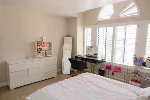 Bedroom - 3060 Sioux Ct, Simi Valley, CA 93063 photo 5 of 7