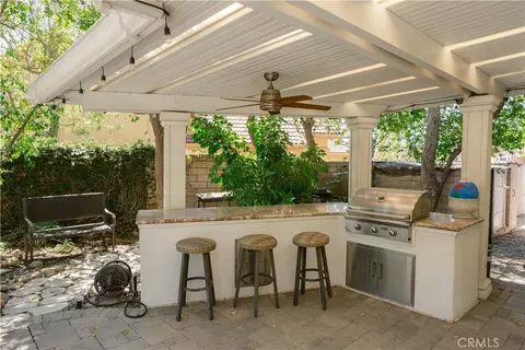 Exterior - 3060 Sioux Ct, Simi Valley, CA 93063 photo 6 of 18