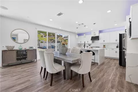 Dining - 28588 Foothill, Saugus, CA 91350 photo 1 of 2