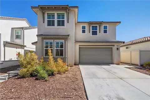 Exterior - 28588 Foothill, Saugus, CA 91350 photo 2 of 10