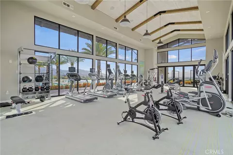 View/Area - 28588 Foothill, Saugus, CA 91350 photo 4 of 6