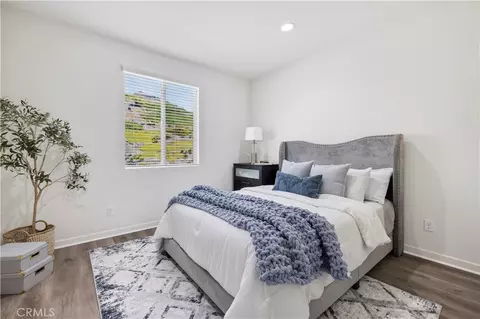 Bedroom - 28588 Foothill, Saugus, CA 91350 photo 1 of 4