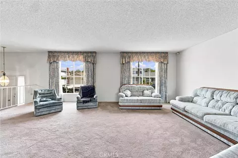 Living - 630 Janetwood, Oxnard, CA 93030 photo 5 of 5
