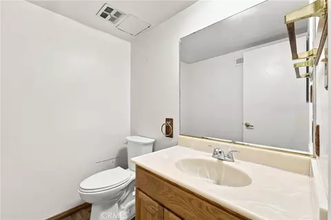 Bath - 630 Janetwood, Oxnard, CA 93030 photo 1 of 3