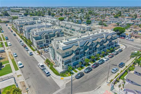 View/Area - 138 S Gardenia Ave, Compton, CA 90220 photo 2 of 3