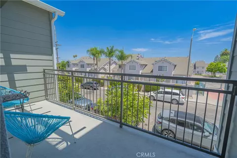 Exterior - 138 S Gardenia Ave, Compton, CA 90220 photo 2 of 4