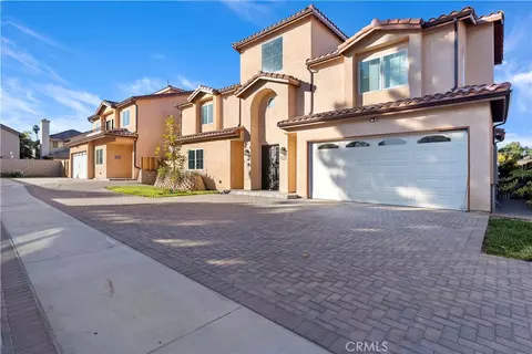 20811 W Seeasons Ln, Winnetka, CA 91306
