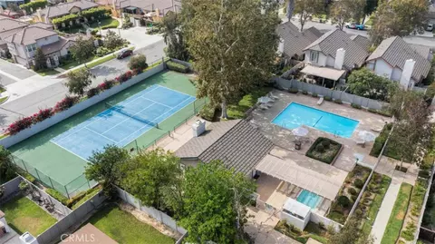 View/Area - 1820 Suntree Ln, Simi Valley, CA 93063 photo 4 of 5