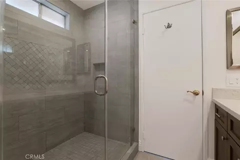 Bath - 1820 Suntree Ln, Simi Valley, CA 93063 photo 4 of 4