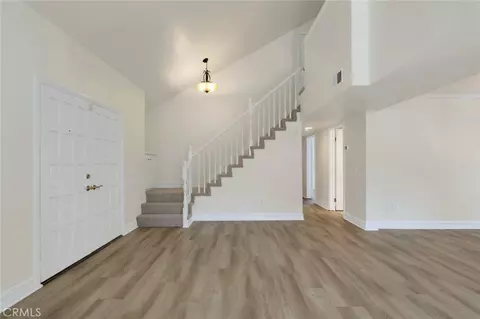 Living - 1820 Suntree Ln, Simi Valley, CA 93063 photo 5 of 5