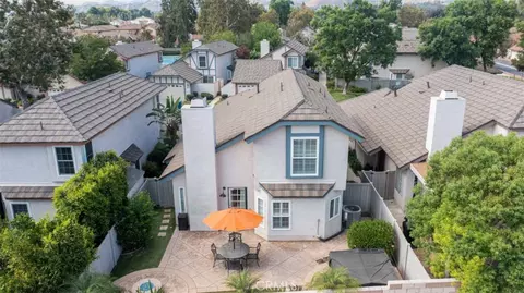 View/Area - 1820 Suntree Ln, Simi Valley, CA 93063 photo 2 of 5