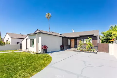 Exterior - 6853 Willis Ave, Van Nuys, CA 91405 photo 5 of 5
