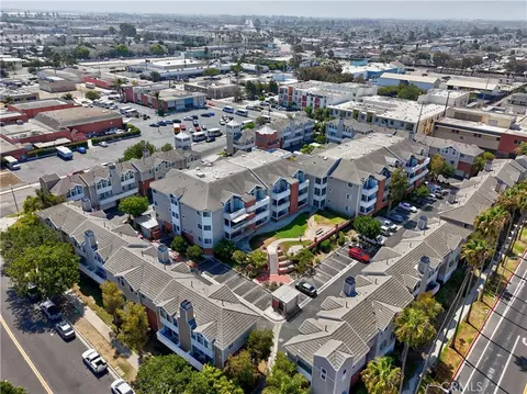 View/Area - 865 S B St #G1, Oxnard, CA 93030 photo 11 of 12