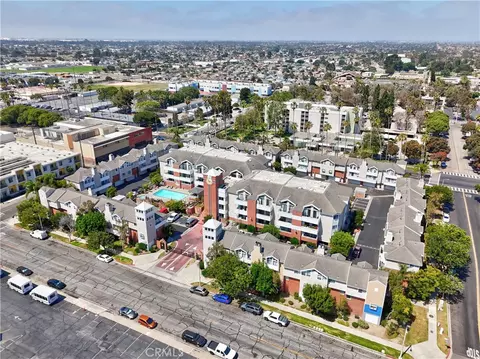 View/Area - 865 S B St #G1, Oxnard, CA 93030 photo 3 of 12