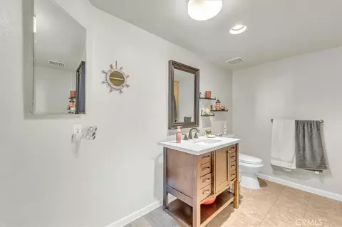Bath - 865 S B St #G1, Oxnard, CA 93030 photo 2 of 2