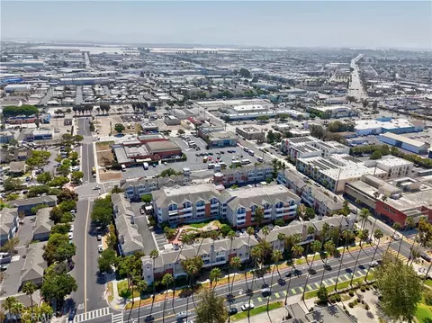 View/Area - 865 S B St #G1, Oxnard, CA 93030 photo 6 of 12