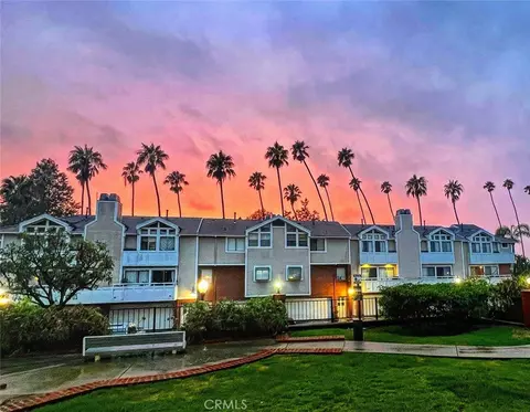 Exterior - 865 S B St #G1, Oxnard, CA 93030 photo 3 of 7