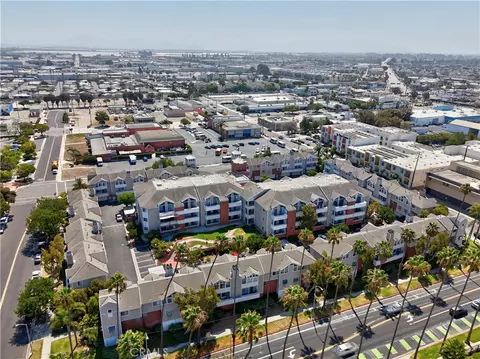 View/Area - 865 S B St #G1, Oxnard, CA 93030 photo 7 of 12