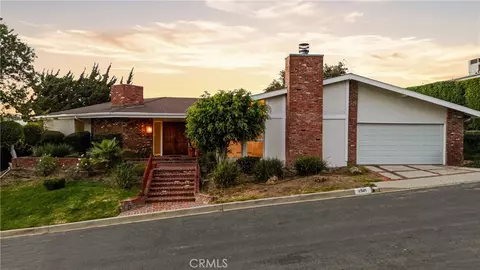 11345 Dona Lola Dr, Studio City, CA 91604