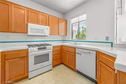 Kitchen - 4045 Milano, Moorpark, CA 93021 photo 1 of 3