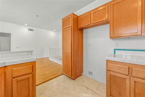 Kitchen - 4045 Milano, Moorpark, CA 93021 photo 3 of 3