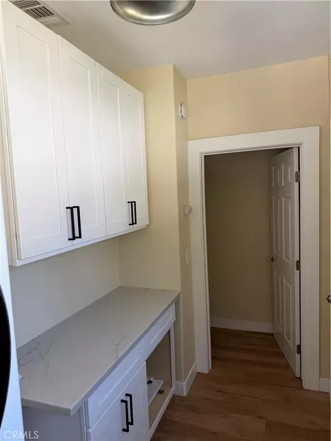 Entry Way - 4193 5th St, Riverside, CA 92501 photo 4 of 4