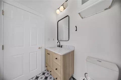 Bath - 4193 5th St, Riverside, CA 92501 photo 4 of 5